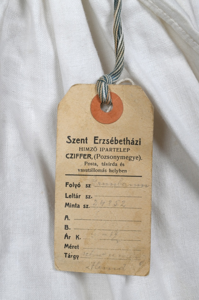 A címke  Ciffer, 1895-1915 Néprajzi Múzeum 74.107.4