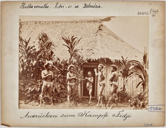 „Hadba vonulás”, NM F 6096, Suva, Viti Levu, Fidzsi-szigetek, 1893–1896, Festetics Rudolf gyűjtése