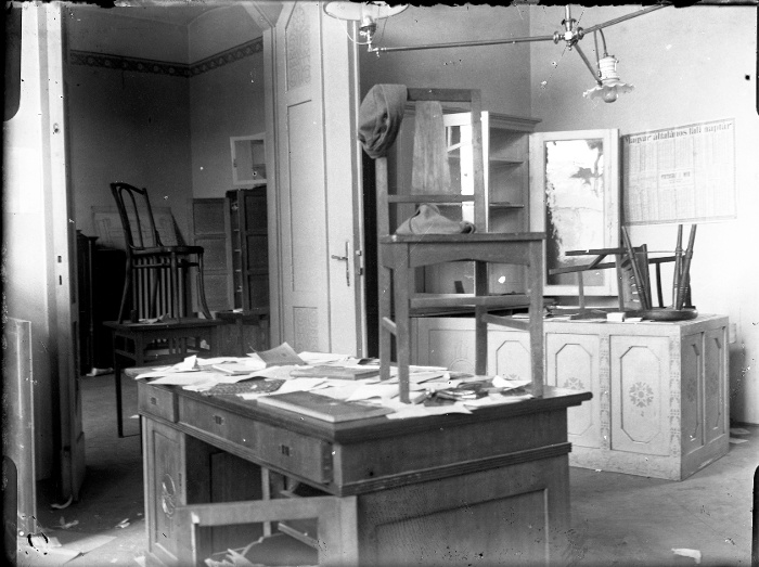 Elhagyott tanterem a Néprajzi Múzeum új épületében (1924-1925)