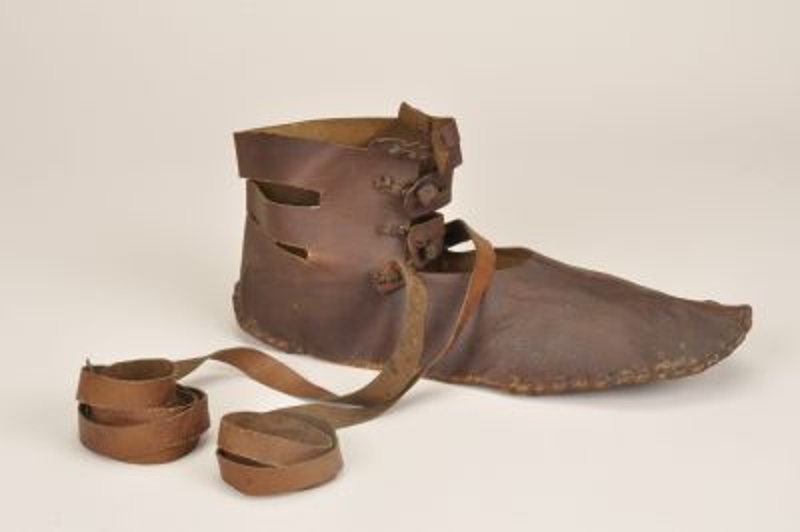 Bocskor (chaliza cipő), Sopronkeresztúr, Grünbaum Gyula gyűjtése, 1911.