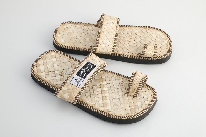 Készítés és használat helye, ideje: Borobudur, 2024   NM 2025.53.1.1-2